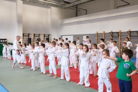Ученики школы №38 приняли участие во Всероссийском семинаре по традиционному каратэ